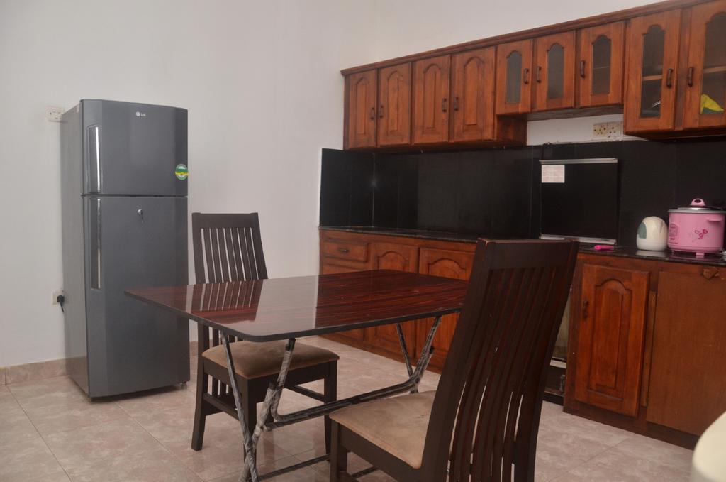 The Number 8 Appartement Dehiwala-Mount Lavinia Buitenkant foto