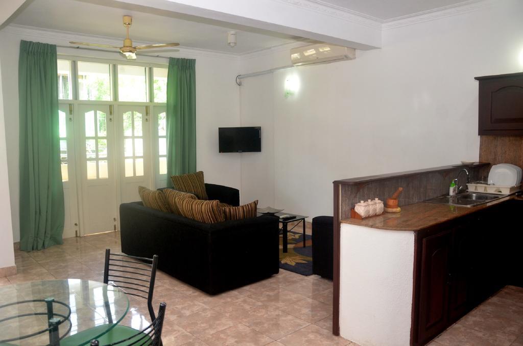 The Number 8 Appartement Dehiwala-Mount Lavinia Buitenkant foto