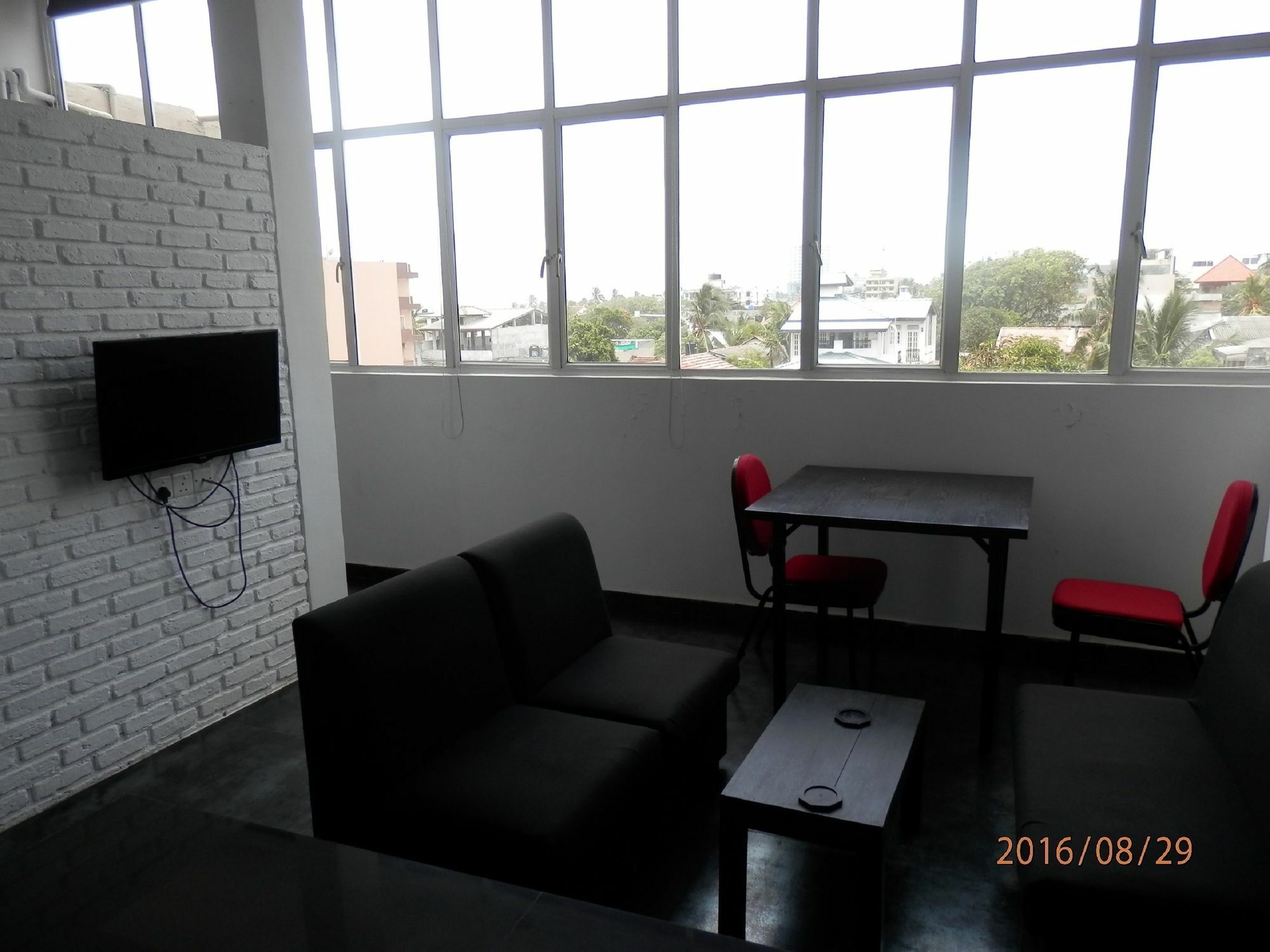 The Number 8 Appartement Dehiwala-Mount Lavinia Buitenkant foto